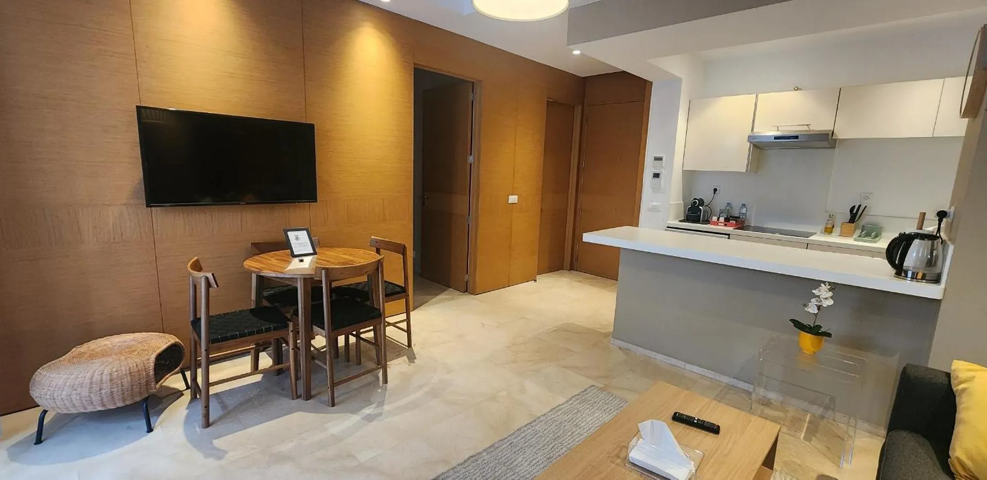 Gardenia Cfc By Ib Signature - Cosy 1Bedroom Apt With Wifi, 24X7 Security, Parking, Self Check-In, Large Terrace, Walk To Cafes And Gym Casablanca Morocco
