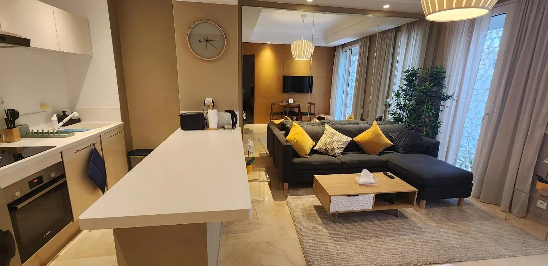 Gardenia Cfc By Ib Signature - Cosy 1Bedroom Apt With Wifi, 24X7 Security, Parking, Self Check-In, Large Terrace, Walk To Cafes And Gym Casablanca Apartment