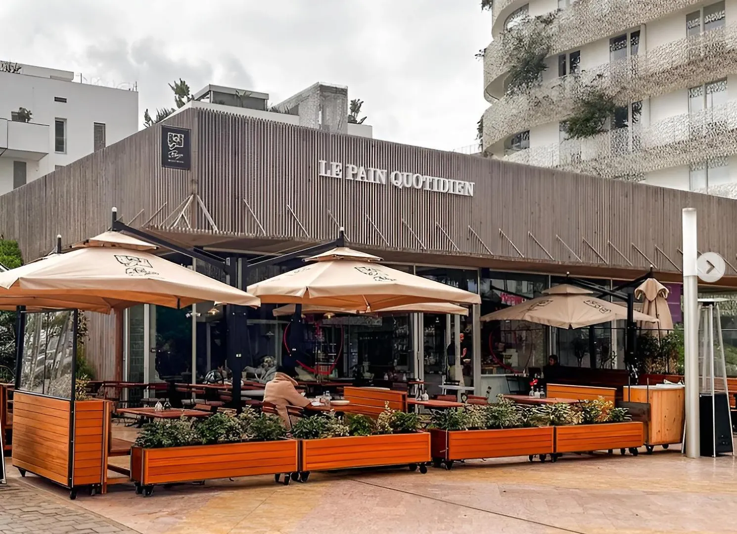 Gardenia Cfc By Ib Signature - Cosy 1Bedroom Apt With Wifi, 24X7 Security, Parking, Self Check-In, Large Terrace, Walk To Cafes And Gym Casablanca Apartment